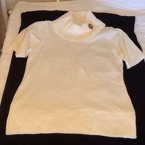 Design365 Sweater NWOT